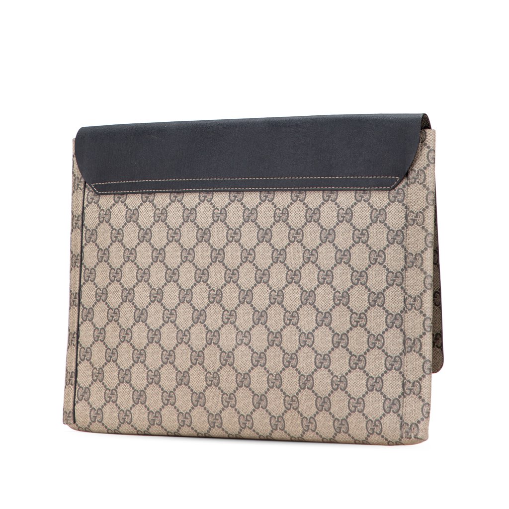 Gucci Large GG Supreme Clutch - 2