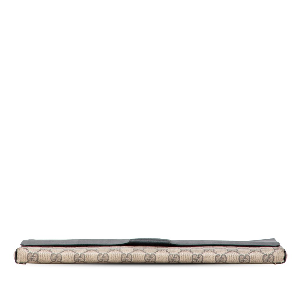Gucci Large GG Supreme Clutch - 3