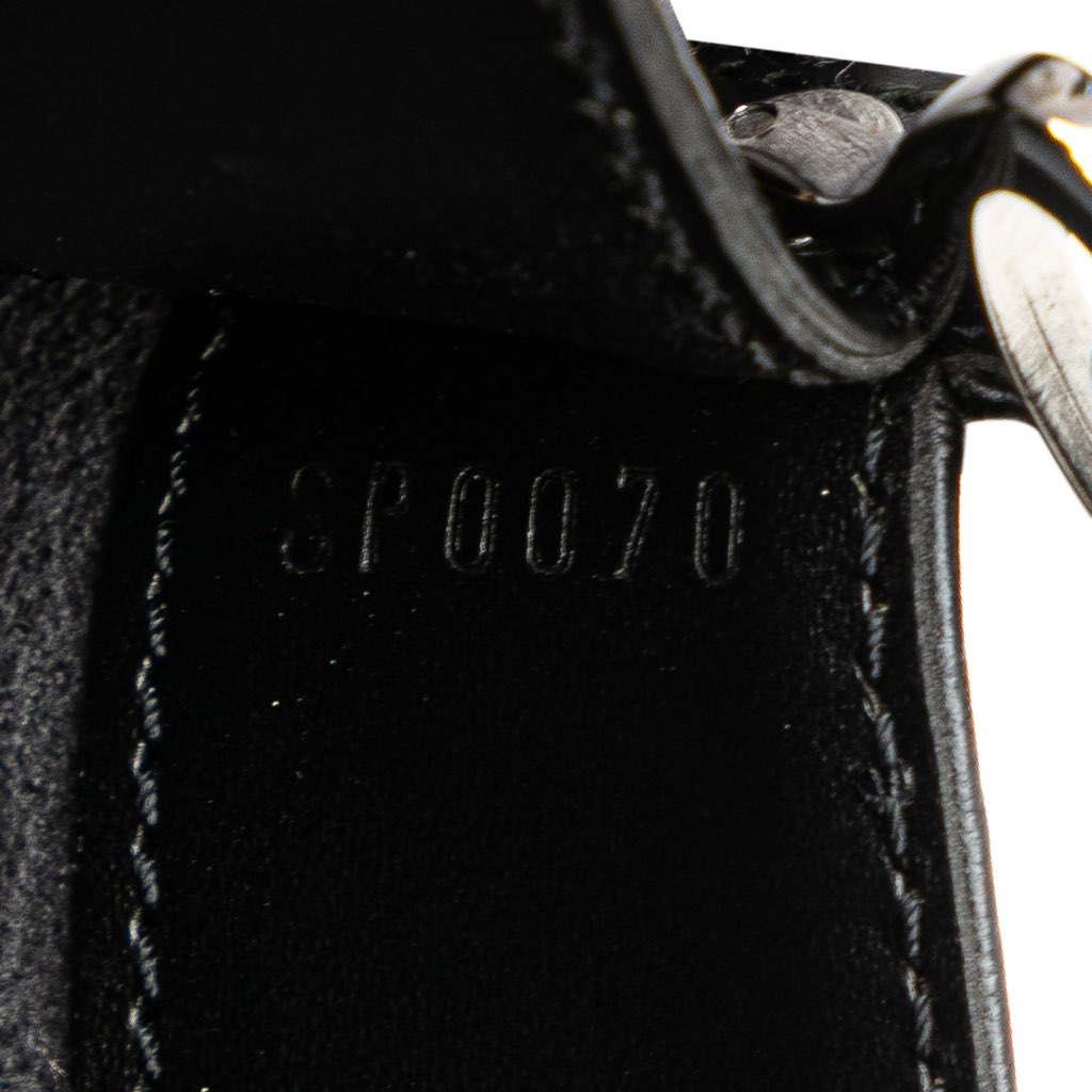 Louis Vuitton Epi Demi Lune Pochette - Detail 1