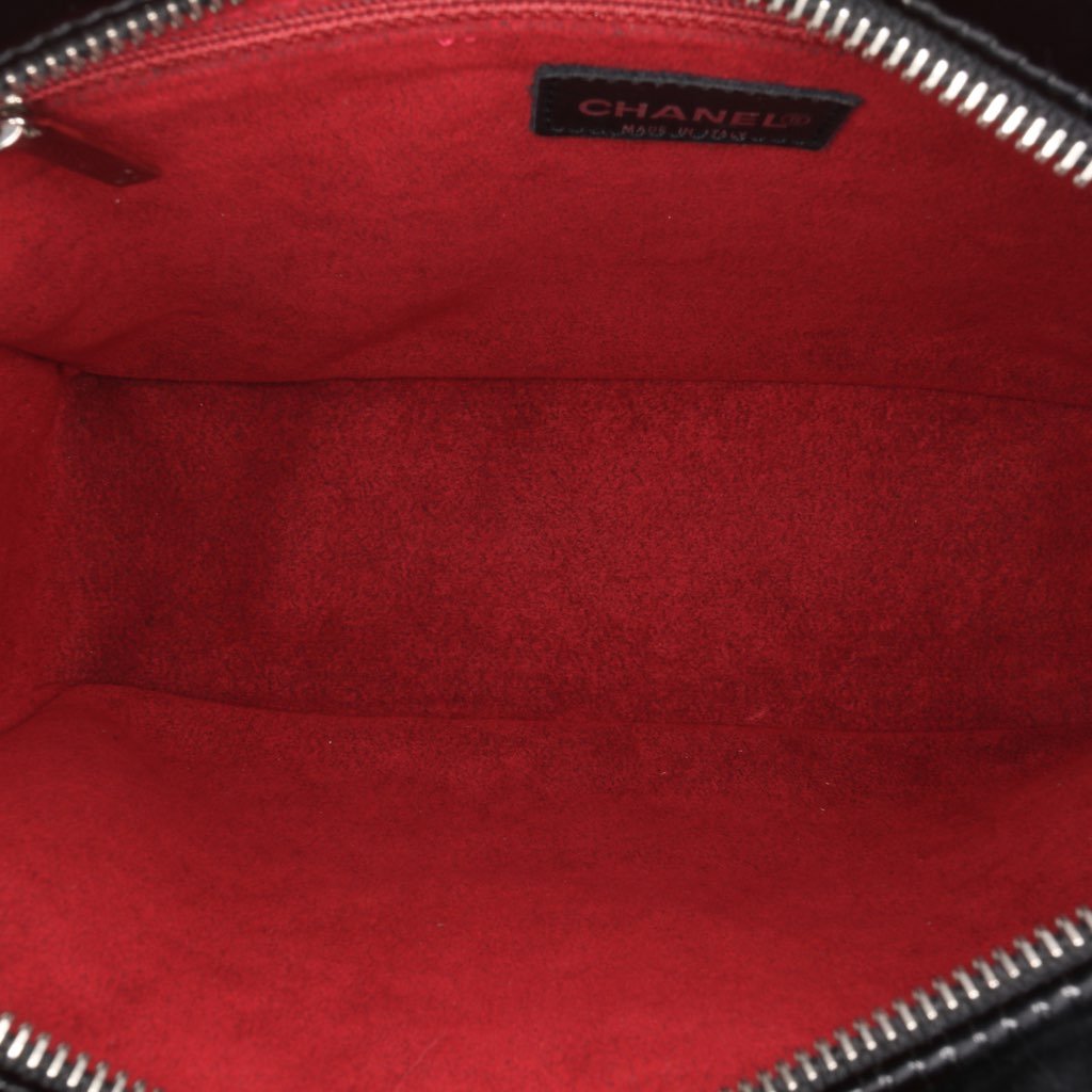 Chanel Chocolate Bar Patent Shoulder Bag - 4