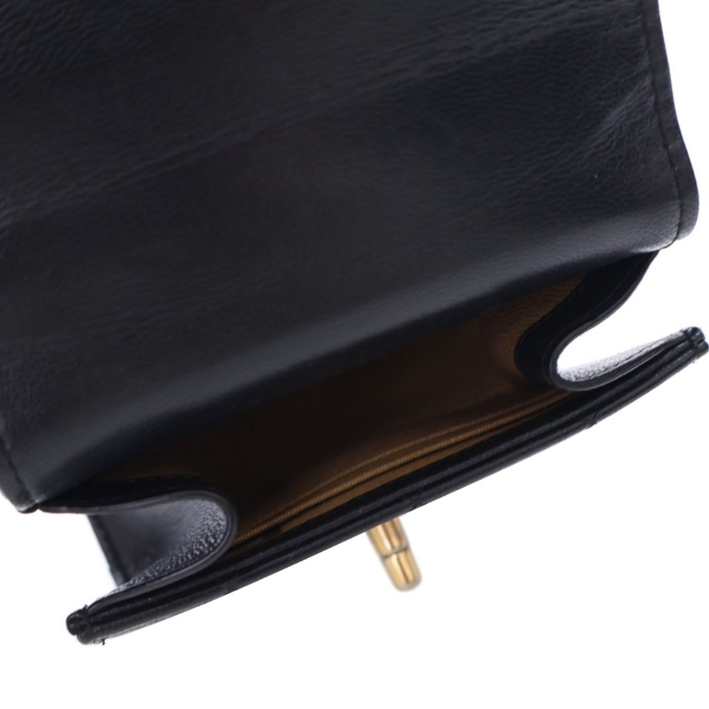 Chanel Mini Goatskin Chic Pearls Clutch On Chain - 4