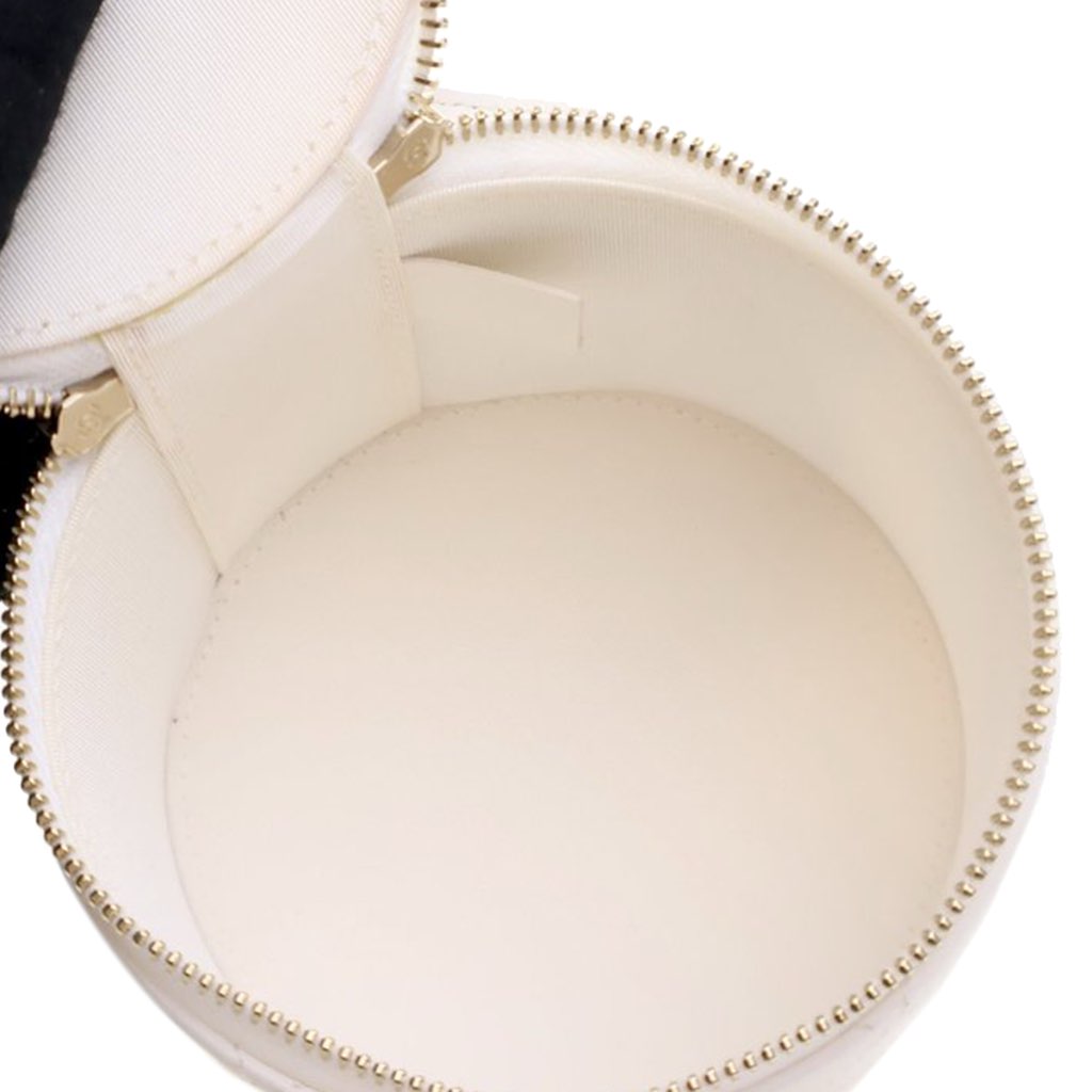 Chanel CC Lambskin Round Vanity Case - 5