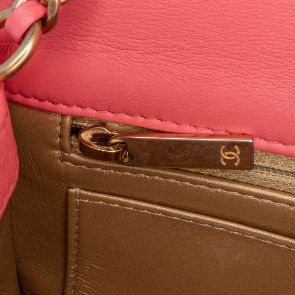 Chanel Mini Rectangular Classic Lambskin Pearl Crush Single Flap - Detail 1