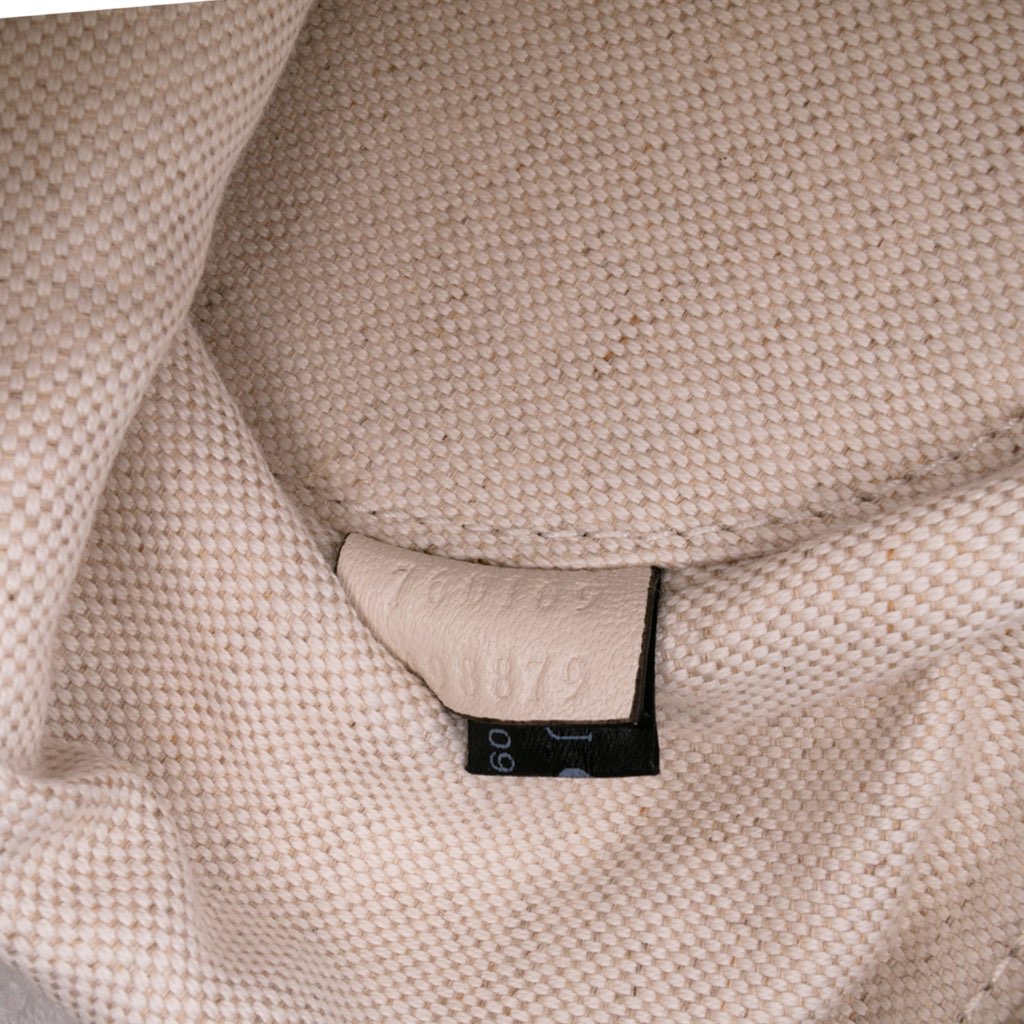 Gucci Small Leather Blondie Shoulder Bag - Detail 1