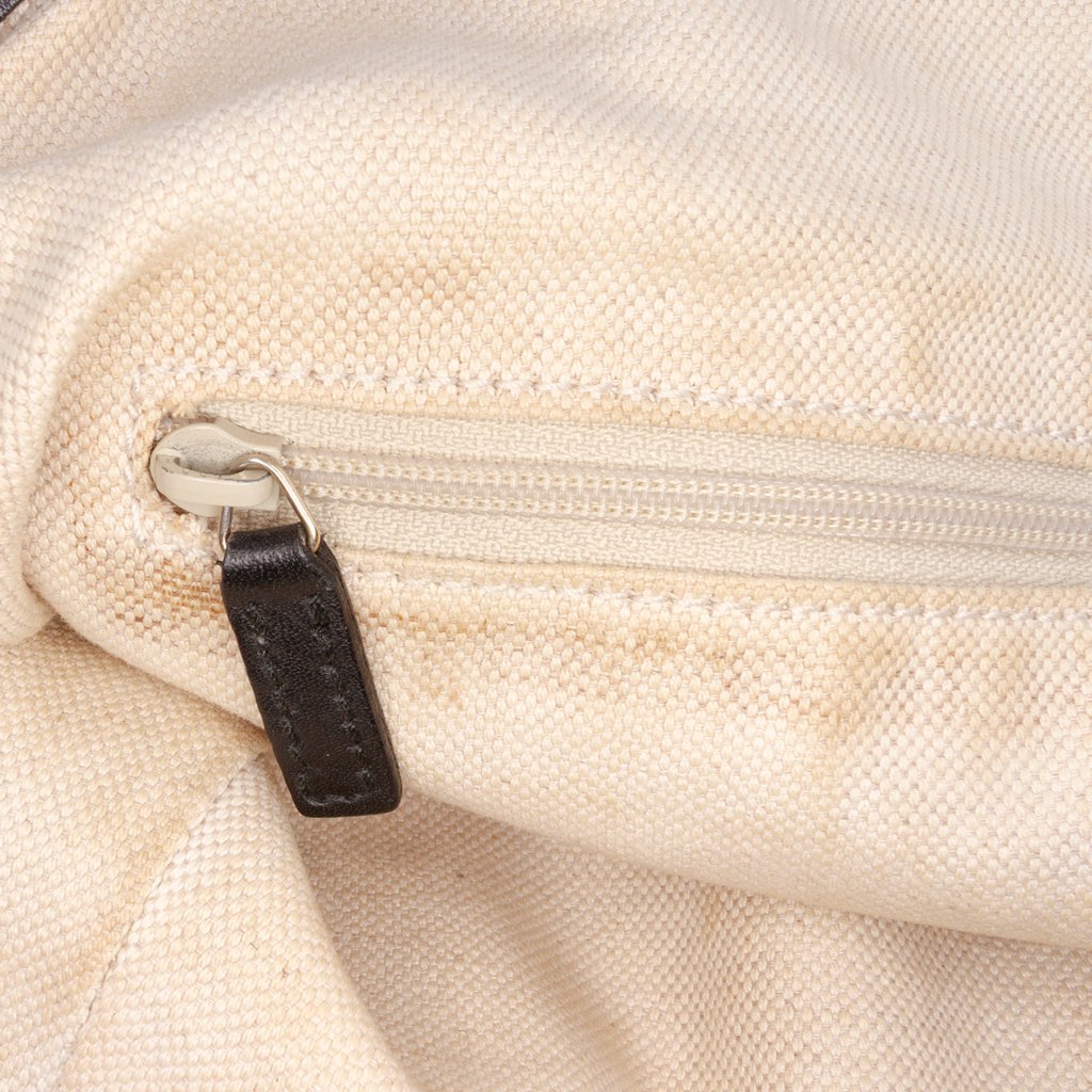 Gucci Diamante Canvas Sukey Satchel - Detail 2