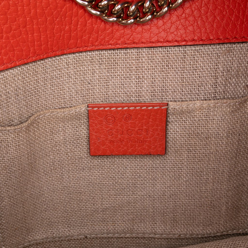 Gucci Small Dollar Calfskin Interlocking G Crossbody - Side view