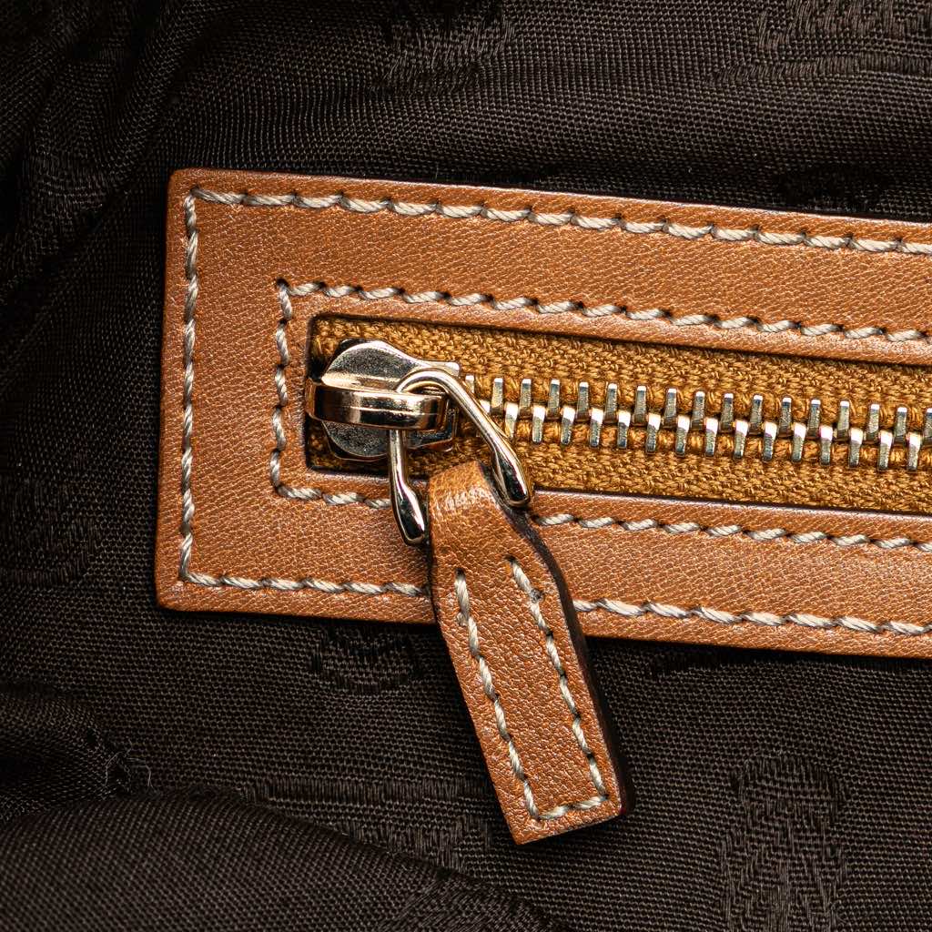 Gucci GG Canvas GG Charm Tote - Detail 2