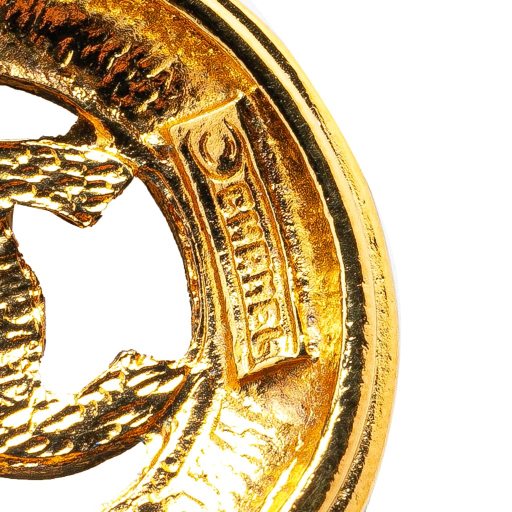 Chanel Gold Plated CC Round Pendant Necklace - 2