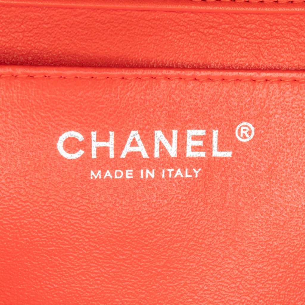 Chanel CC Quilted Patent Clutch with Chain - 5