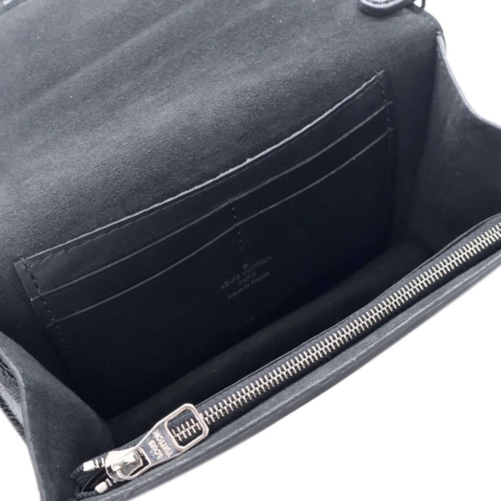 Louis Vuitton Monogram Giant Reverse Dauphine - 5