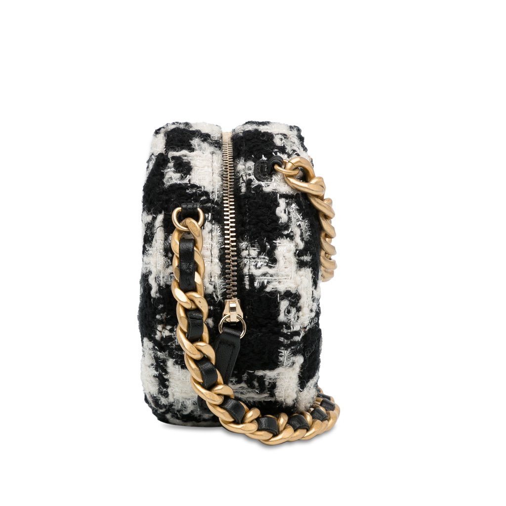 Chanel Tweed 19 Round Clutch with Chain - Image 6