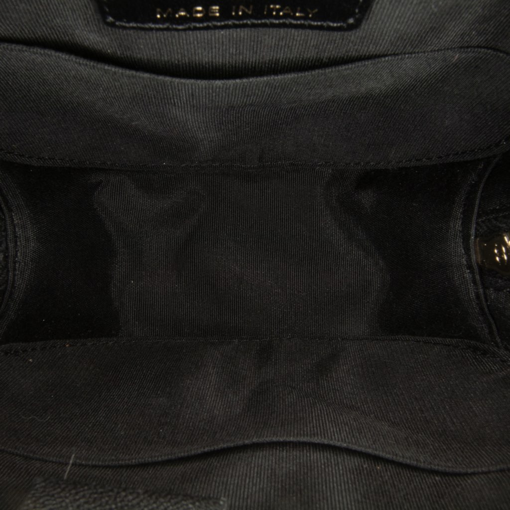 Chanel Tweed 19 Round Clutch with Chain - Detail 1