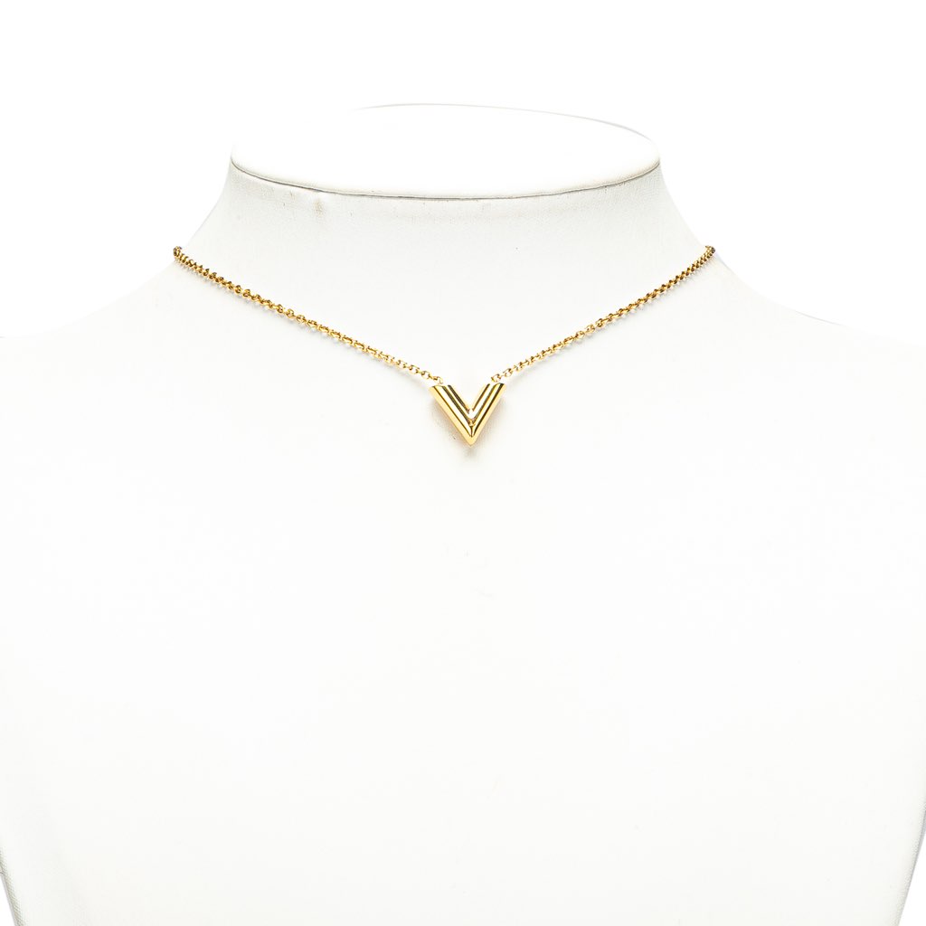 Louis Vuitton Gold Plated Essential V Necklace - 5