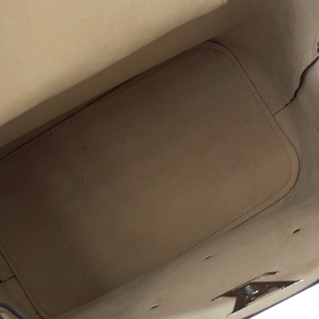 Louis Vuitton Flower Embellished Lockme Bucket Bag - 5