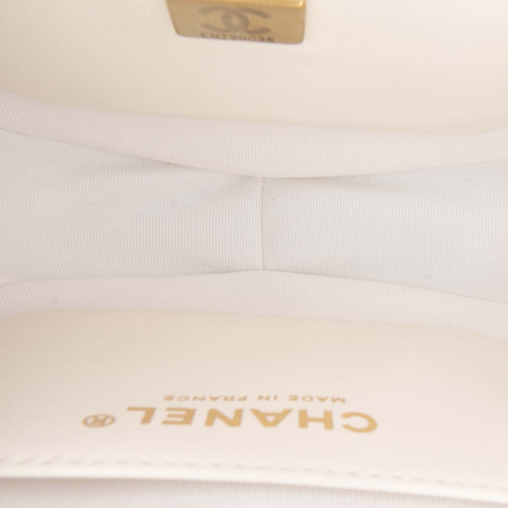 Chanel Lambskin CC in Love Heart Crossbody - 4