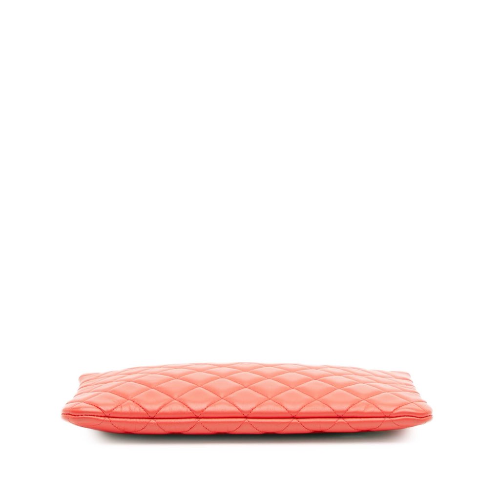Chanel Medium Quilted Lambskin O Case Clutch - Image 6