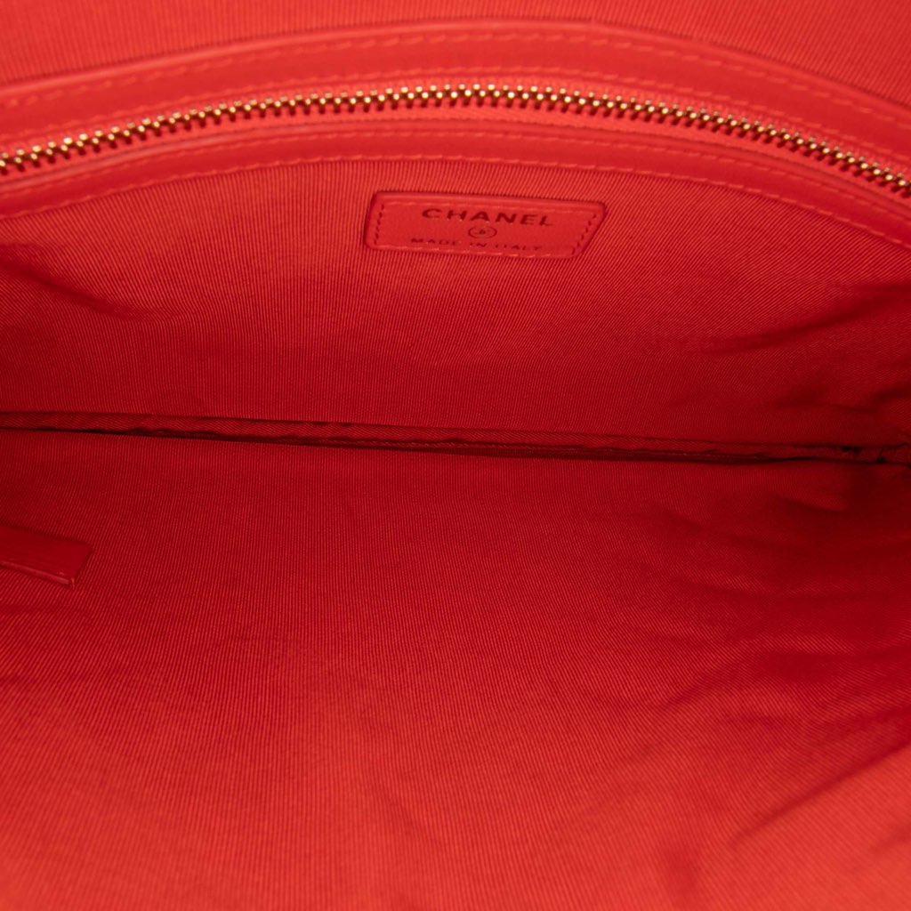 Chanel Medium Quilted Lambskin O Case Clutch - 4