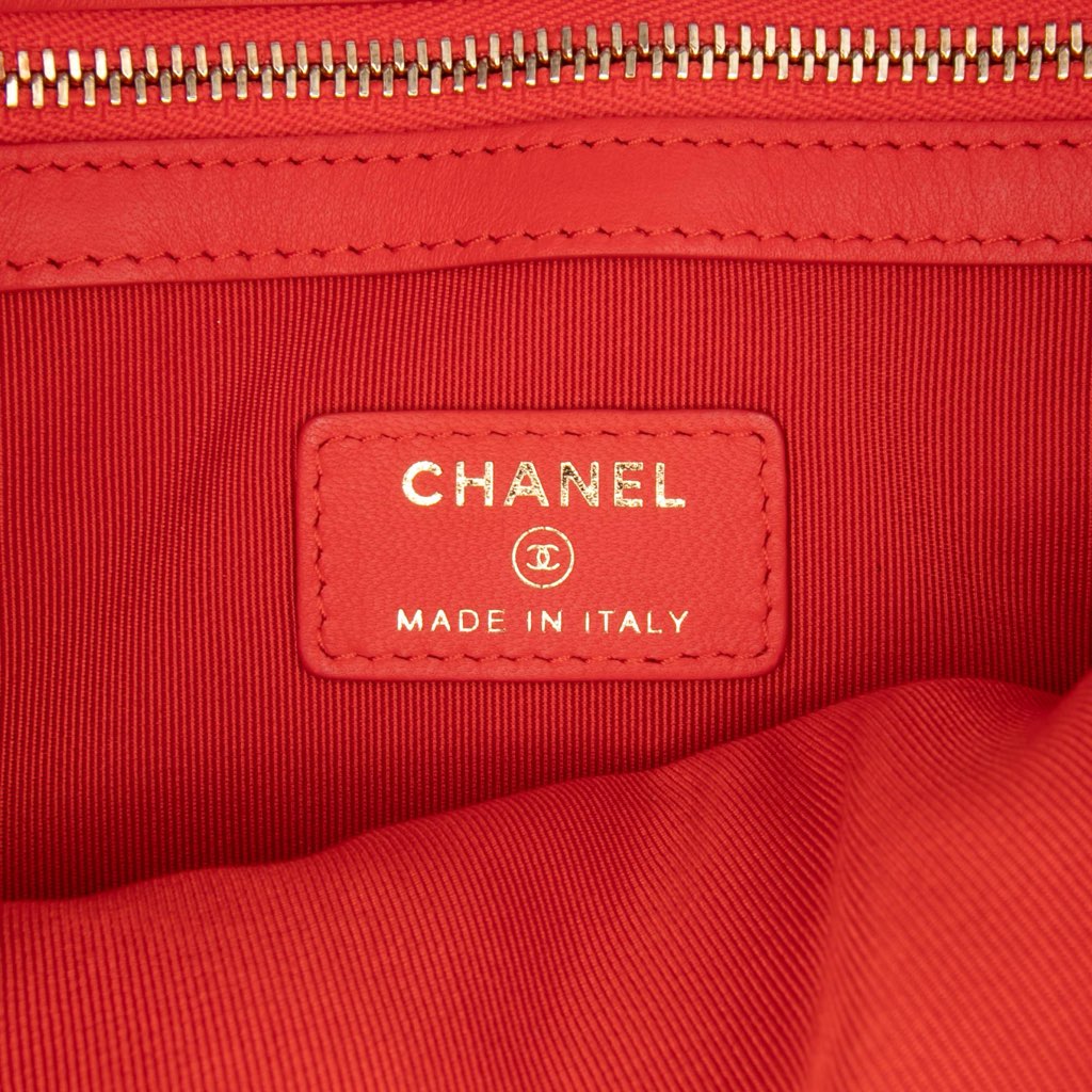 Chanel Medium Quilted Lambskin O Case Clutch - Side view