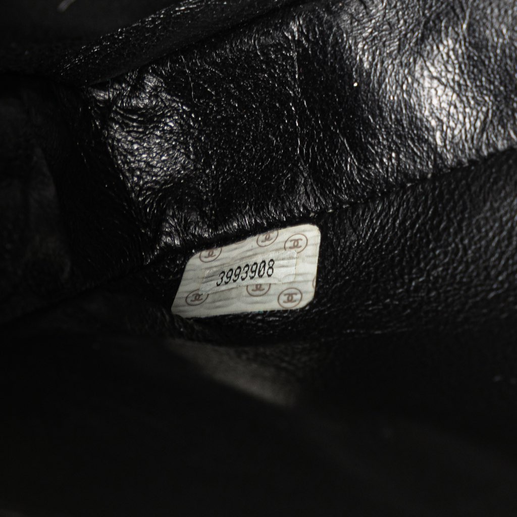 Chanel Medium Quilted Lambskin Double Sided Flap - Detail 2