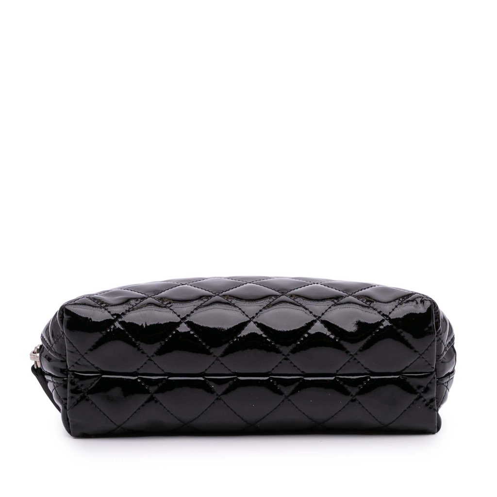 Chanel CC Quilted Patent Cosmetic Pouch - Image 6