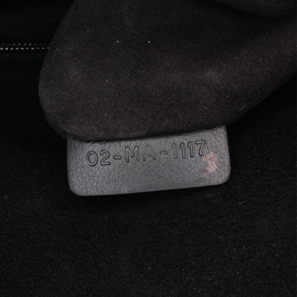 Dior Medium Calfskin Checkered Lady Dior - Detail 1