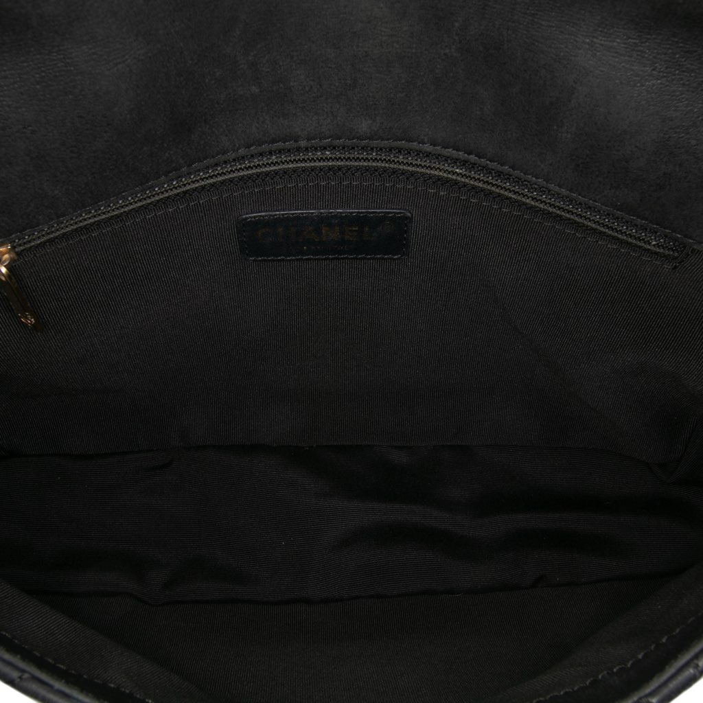 Chanel Medium Quilted Aged Calfskin Chain Me Flap - 4