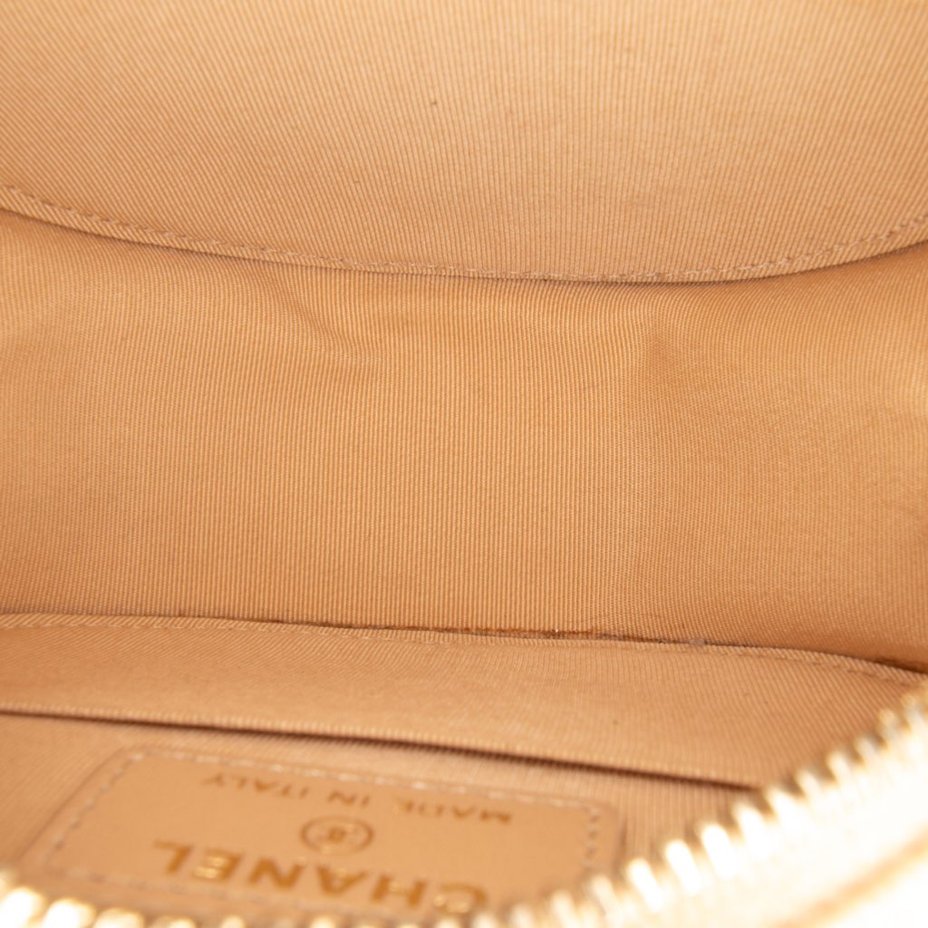 Chanel Quilted Caviar Round Clutch With Chain - 4