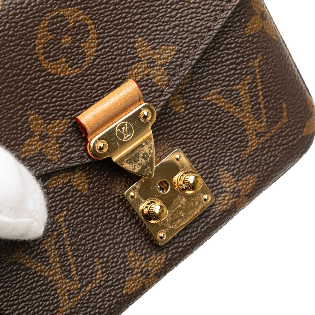 Louis Vuitton Monogram Micro Metis - Image 10