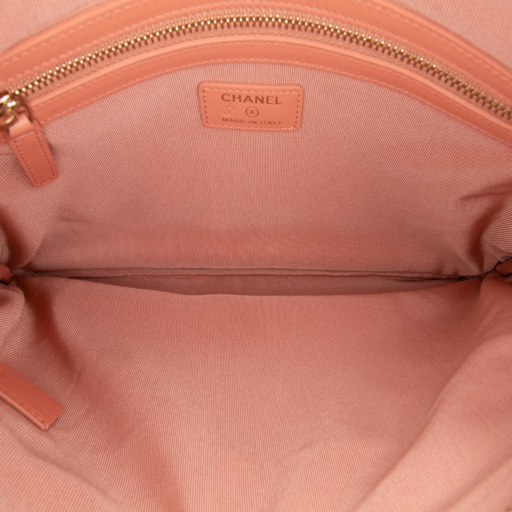 Chanel Medium Tweed Deauville O Case - 4