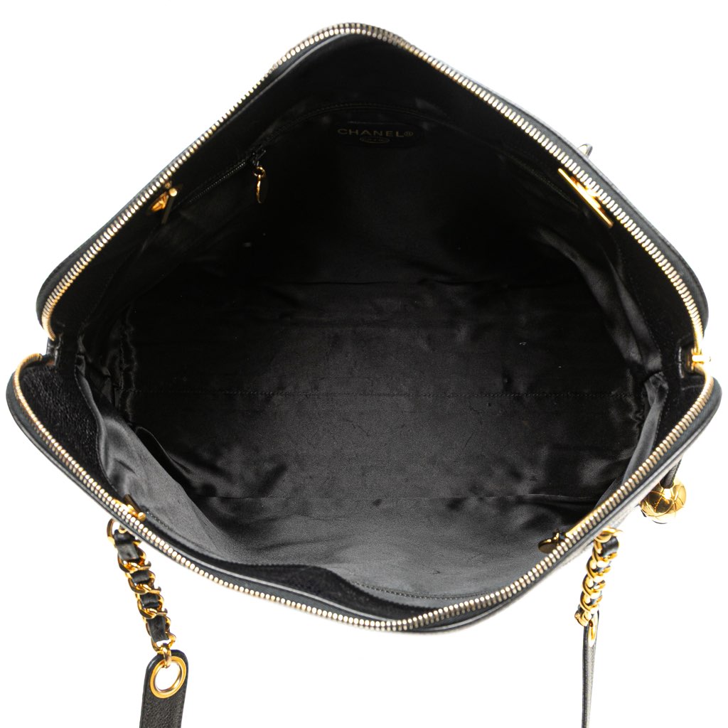 Chanel CC Caviar Chain Tote - 4