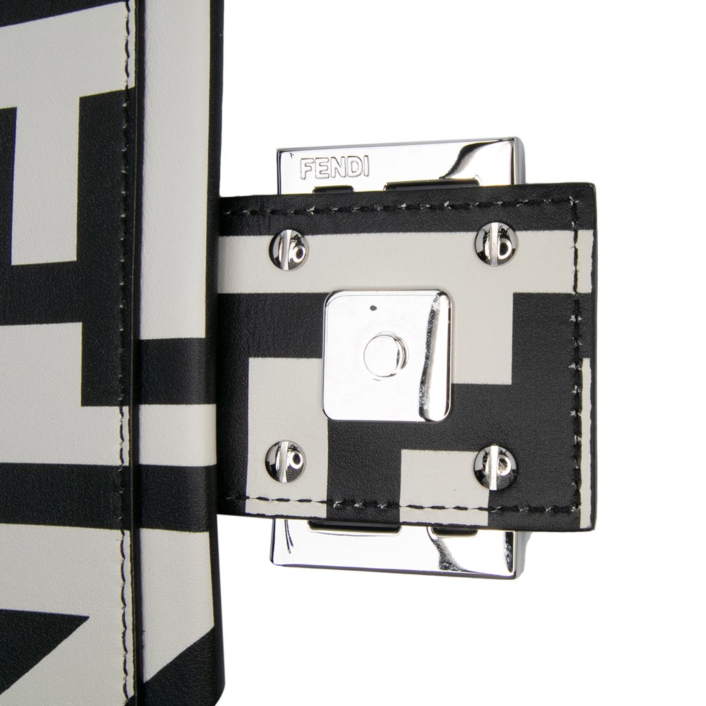 Fendi Marc Jacobs Nappa Vitello King Logo Print Baguette Satchel - Detail 1