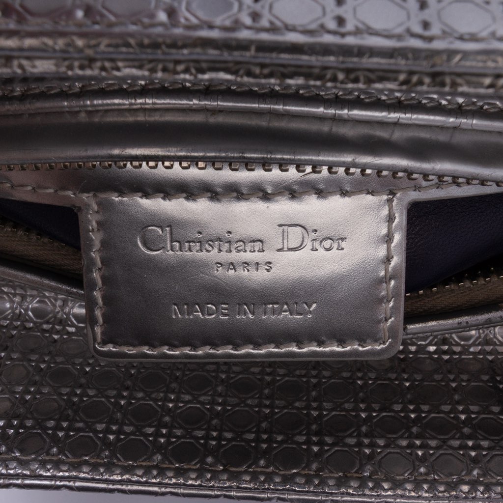 Dior Medium Ombre Metallic Patent Microcannage Lady Dior - Side view