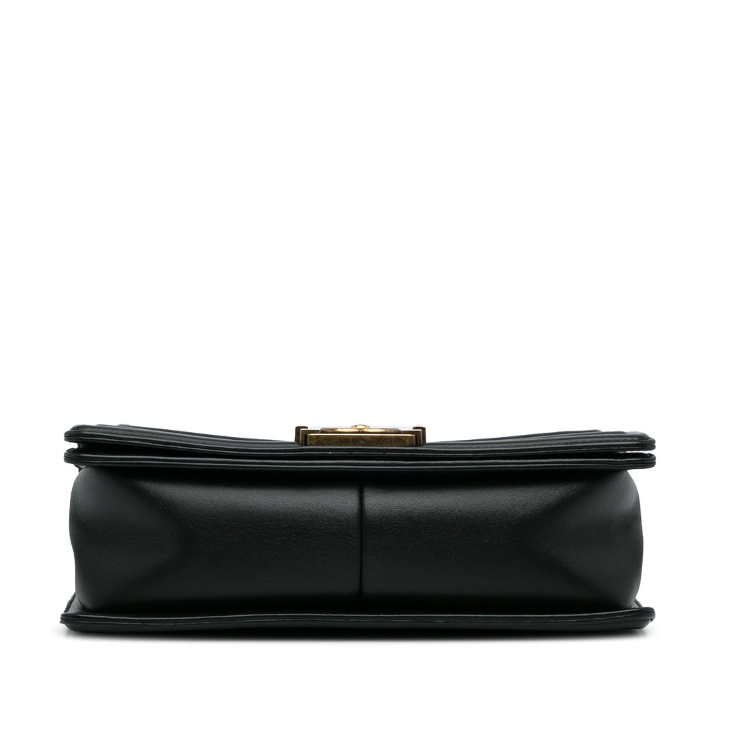 Chanel Crest-Embellished Medium Boy Bag - 5