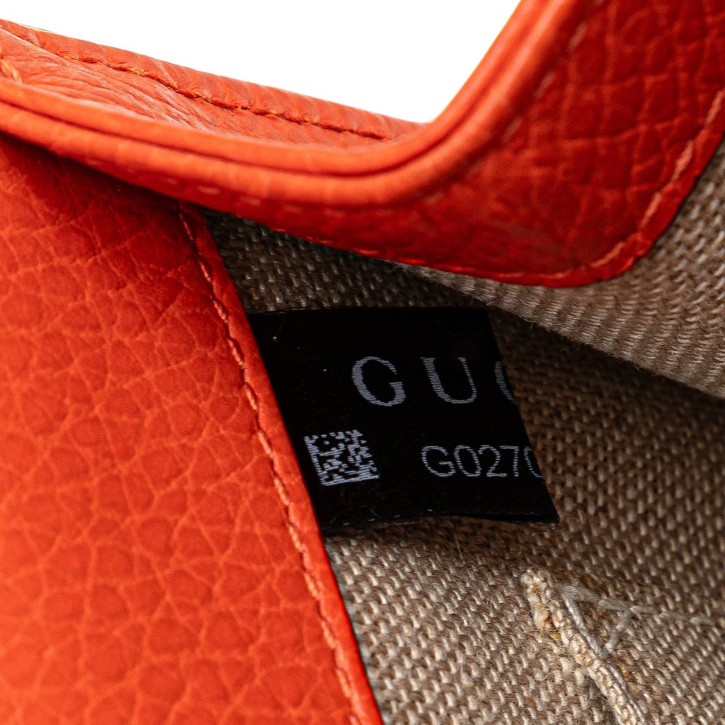 Gucci Small Dollar Calfskin Interlocking G Crossbody - Detail 2