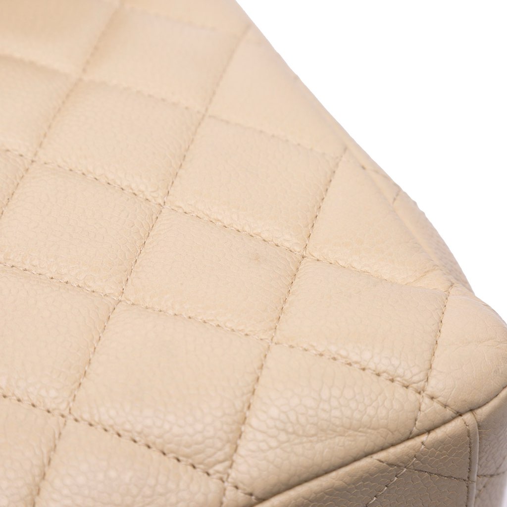 Chanel Maxi Classic Caviar Double Flap - Image 14