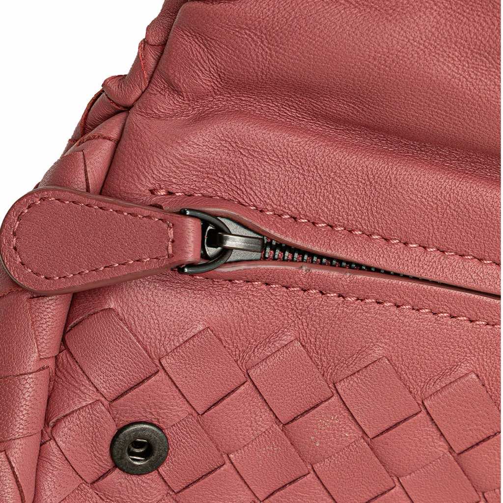 Bottega Veneta Mini Nappa Intrecciato Expandable Chain Crossbody - Detail 2