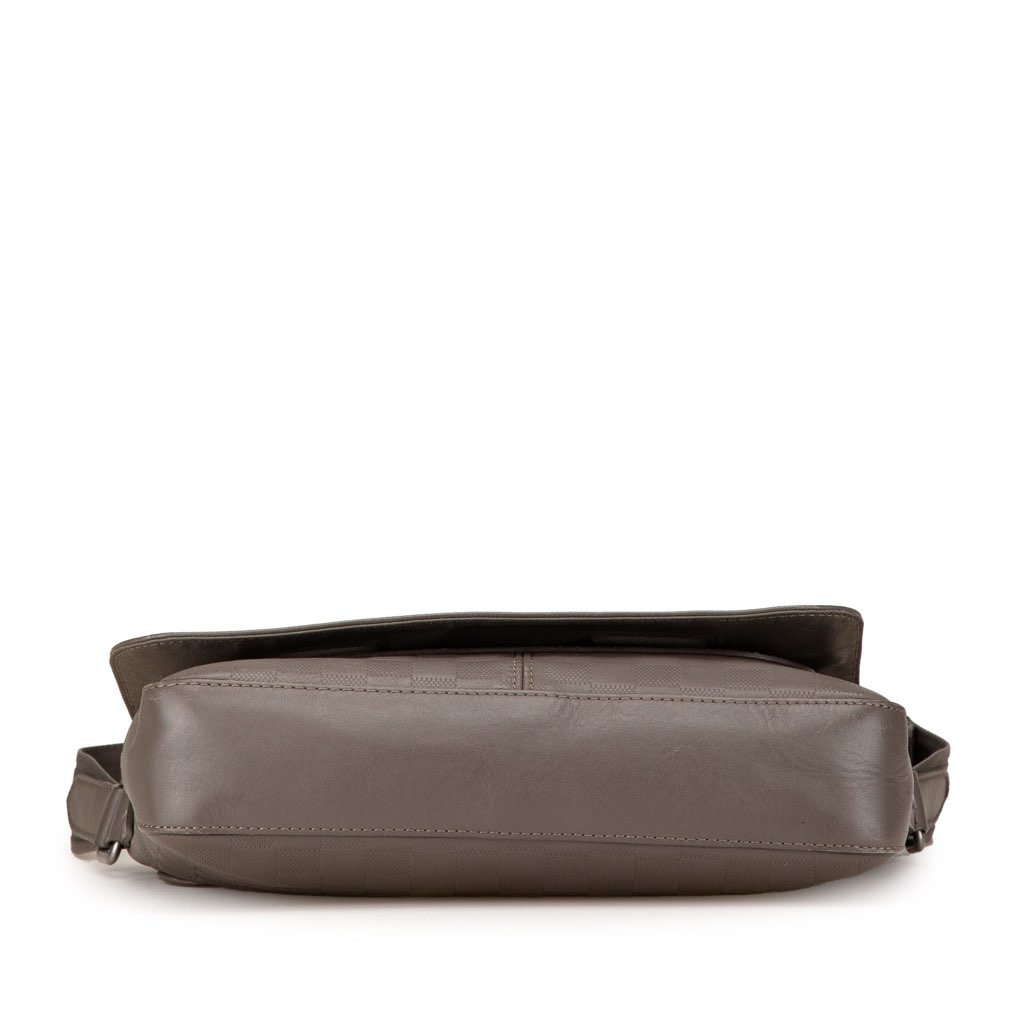 Louis Vuitton Damier Infini District PM - 3