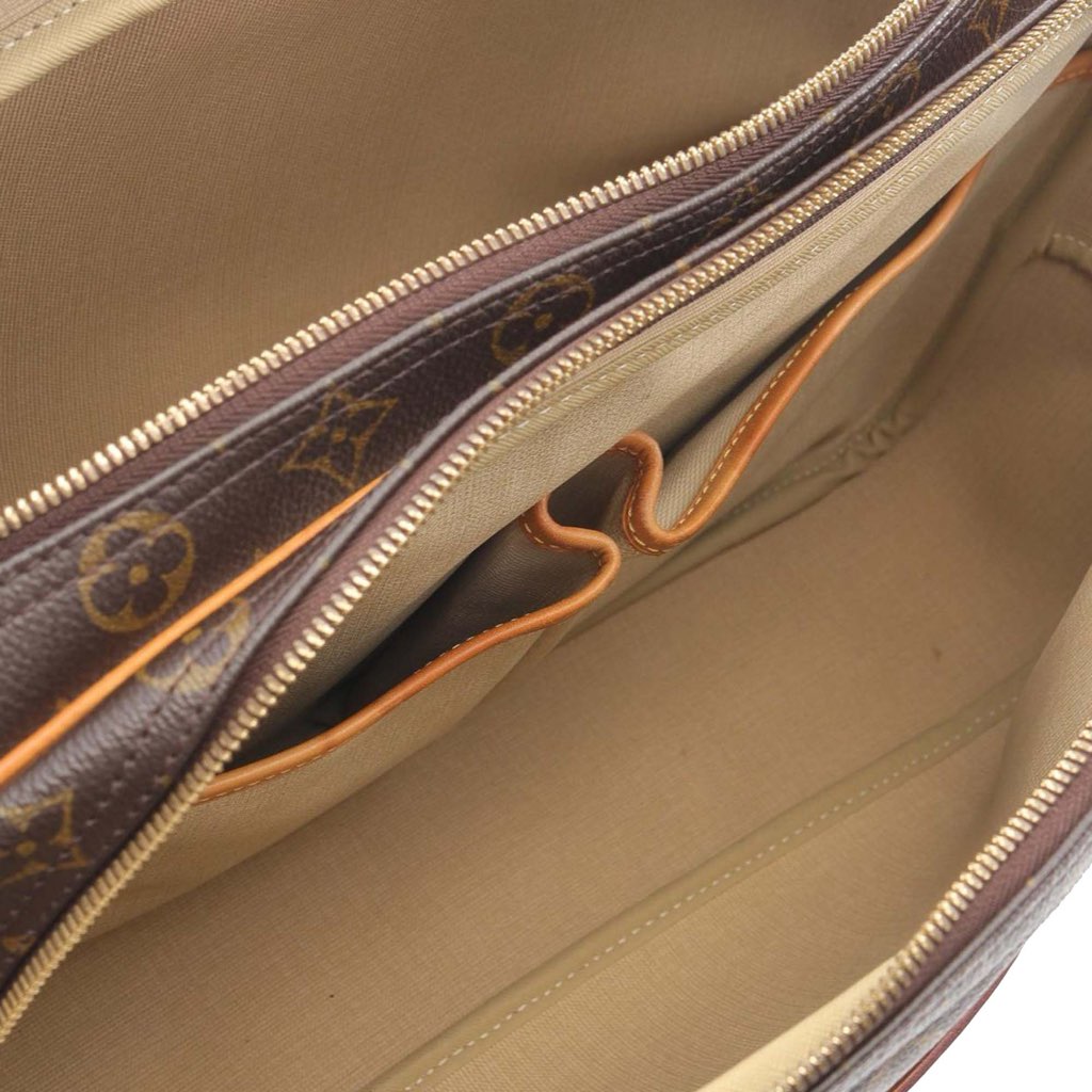 Louis Vuitton Monogram Reporter GM - 3