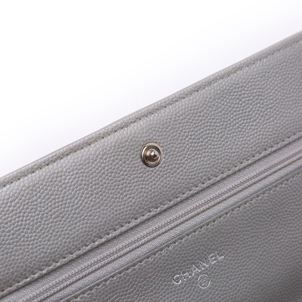 Chanel Chevron Metallic Caviar Boy Wallet On Chain - Detail 2