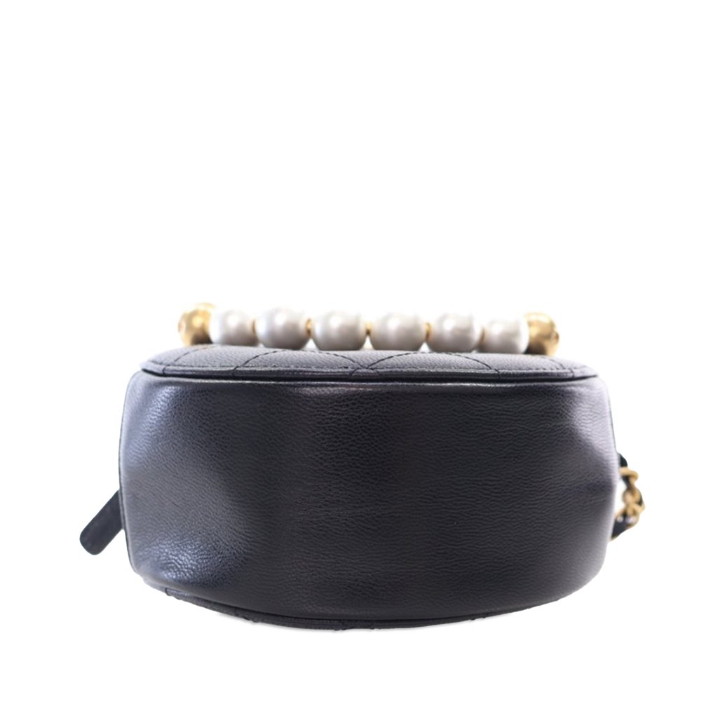 Chanel Lambskin Pearl Round Clutch On Chain - 4