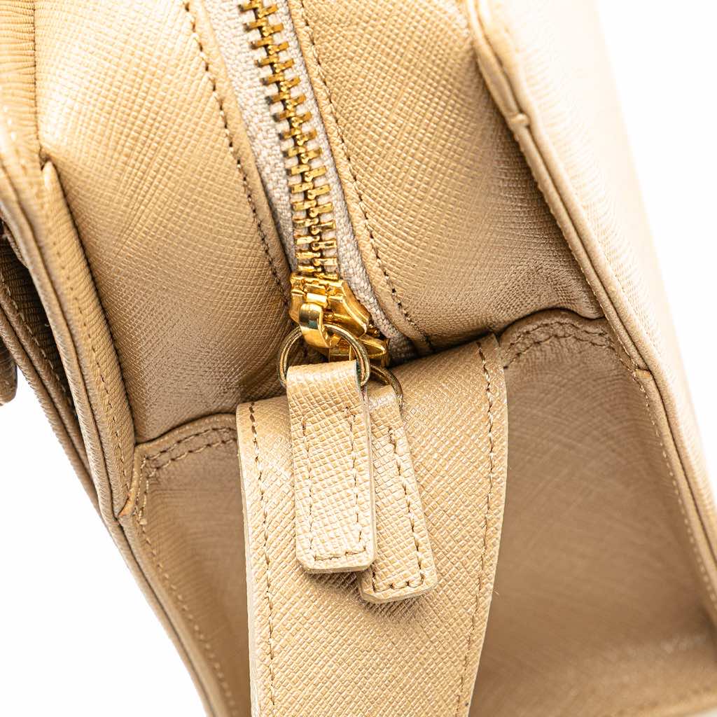 Yves Saint Laurent Leather Crossbody - Image 11