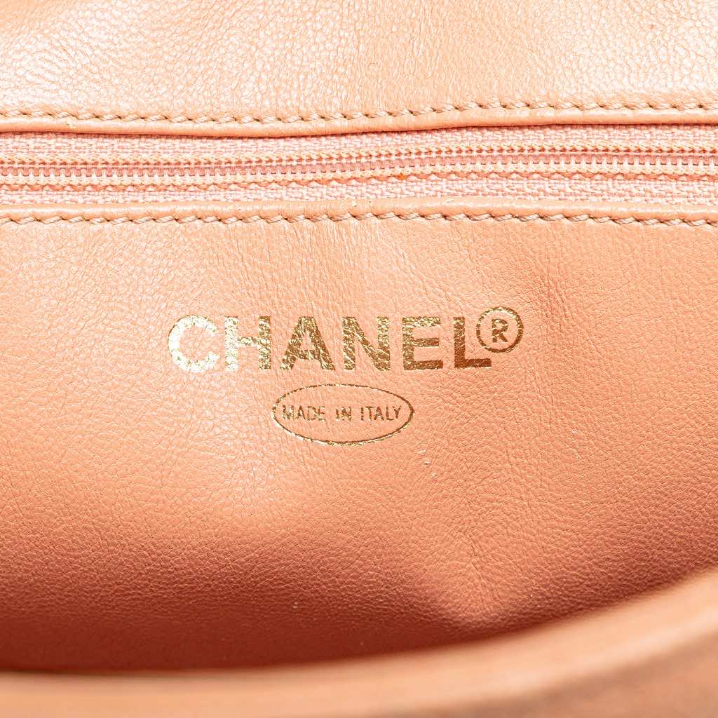 Chanel Caviar Medallion Tote - Detail 1