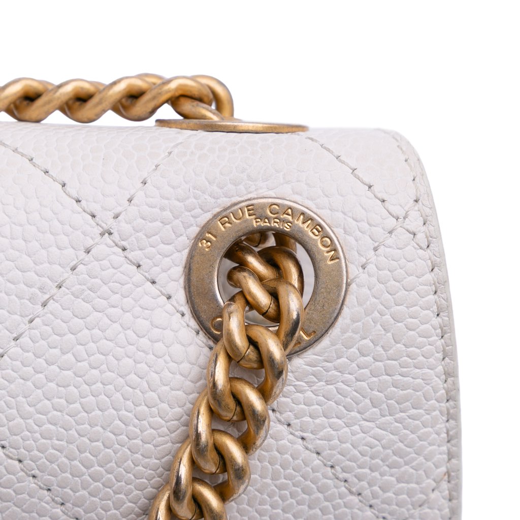 Chanel CC Quilted Caviar Turnlock Full Flap - Image 11