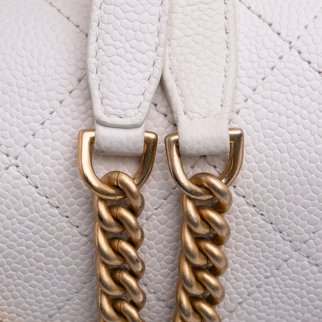 Chanel CC Quilted Caviar Turnlock Full Flap - Image 12