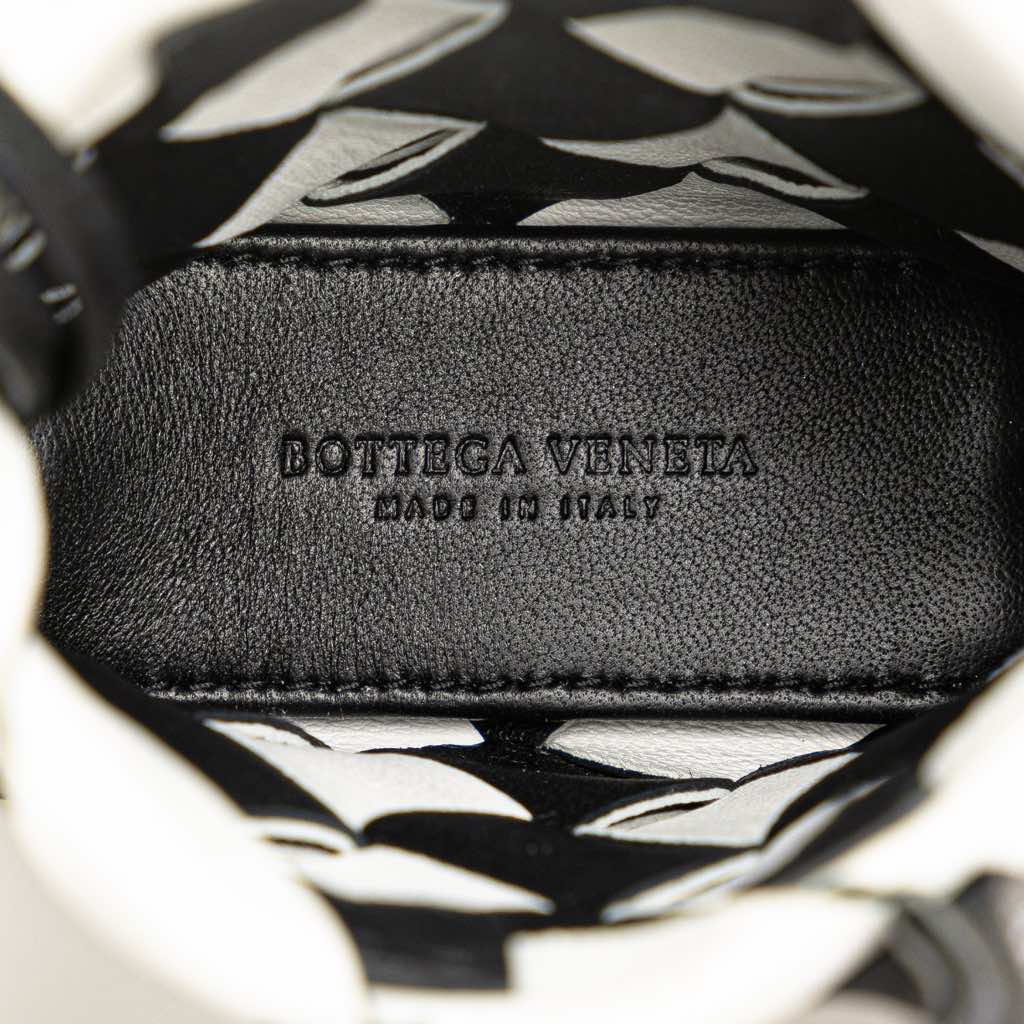 Bottega Veneta Nappa Intrecciato Maxi Cabat Bag Charm - 4