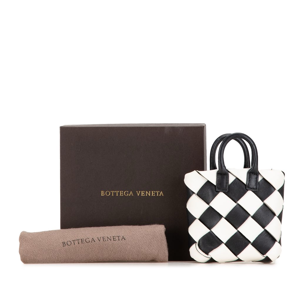 Bottega Veneta Nappa Intrecciato Maxi Cabat Bag Charm - Image 10