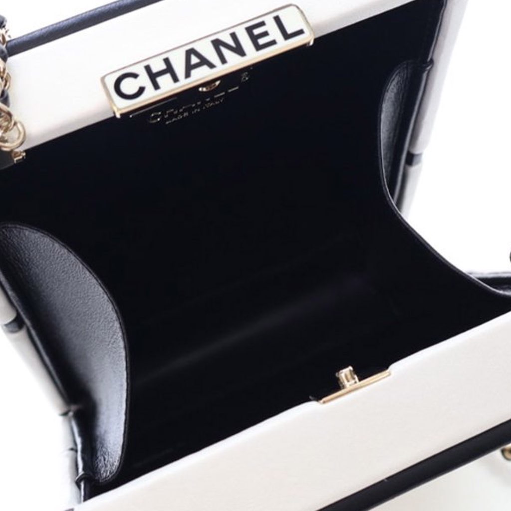 Chanel Calfskin Chanel No.5 Perfume Box Evening Clutch - 4