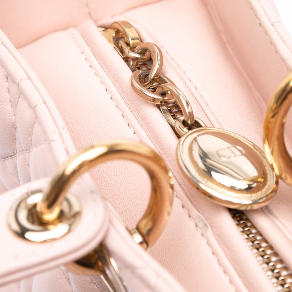 Dior Large Lambskin Cannage Lady Dior - Detail 1