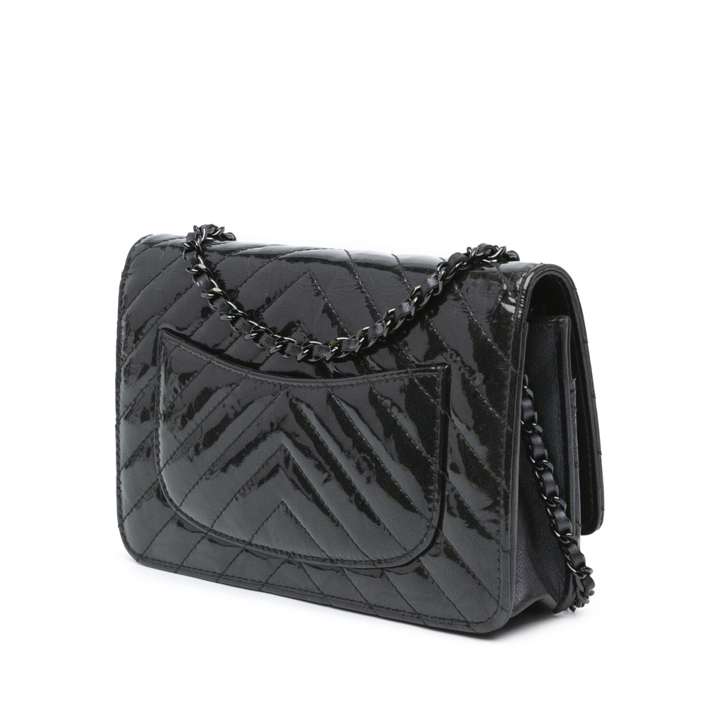 Chanel CC Chevron Quilted Crumpled Calfskin Wallet On Chain - Back view