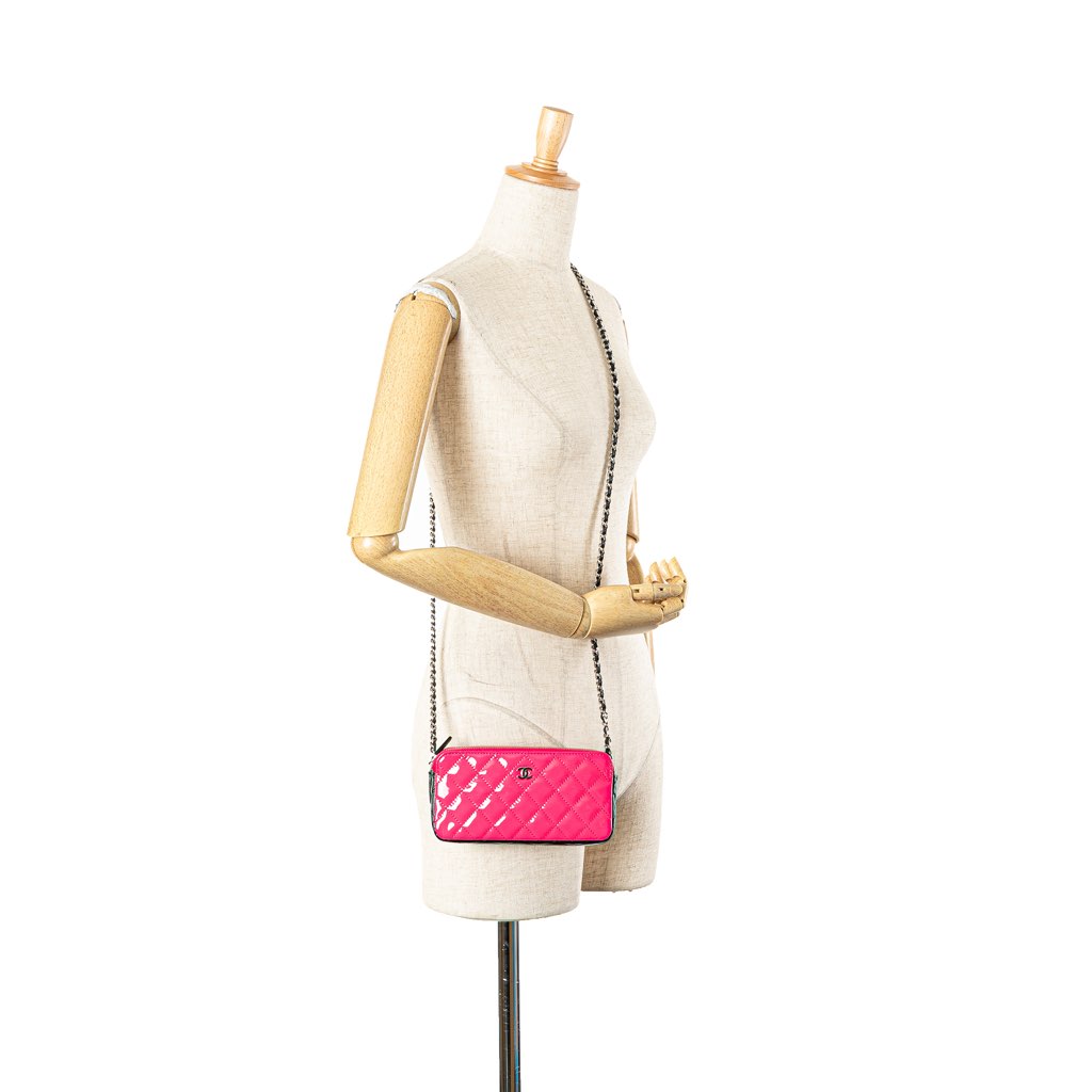 Chanel Bicolor Patent Double Zip Wallet on Chain - Image 16